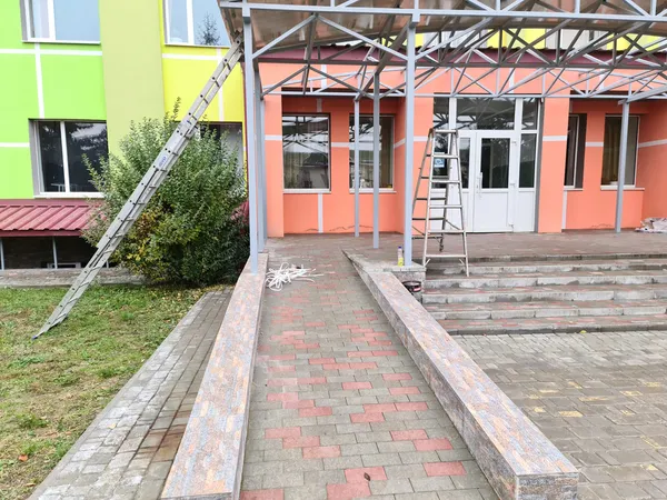 На Волині завершують ремонт одного із корпусів найбільшої сільської школи