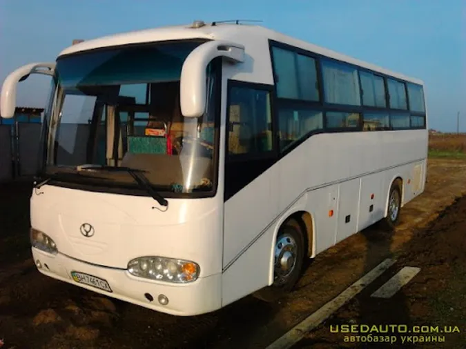 У Луцької районної ради вкрали автобус: розбирається поліція