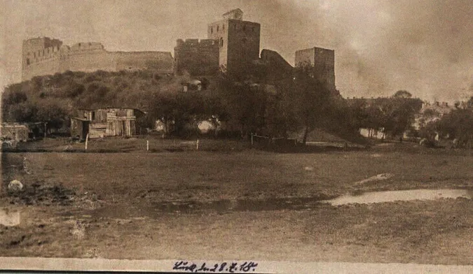 Показали світлину Луцького замку столітньої давнини (фото)