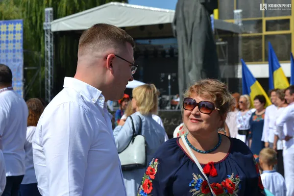 Незалежність захищається щодня, – Тарас Шкітер про святкування у Луцьку (фото)