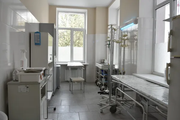 Як у Луцьку ремонтують інфекційну лікарню (фото)
