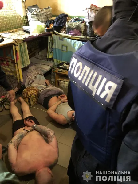 Волинянин став «авторитетом» у прикарпатському СІЗО (фото)