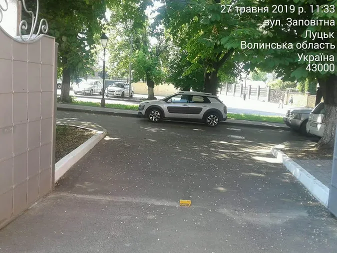 Інспектори з паркування спіймали в Луцьку тисячного порушника (фото)