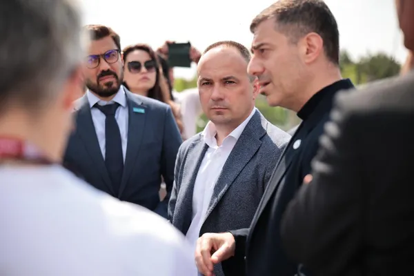 На Волині міжнародна делегація пройшла маршрут, яким українці повертаються з окупації (фото, відео)