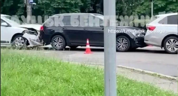 У Луцьку сталася потрійна аварія (відео)