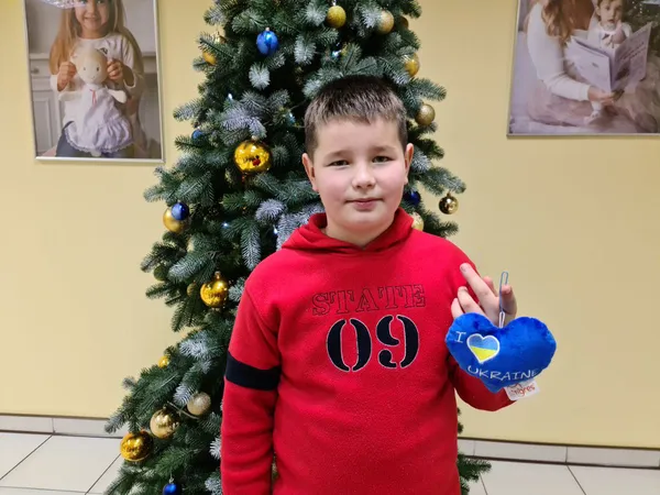 У Липинах дітям військовослужбовців влаштували екскурсію в країну іграшок (фото)