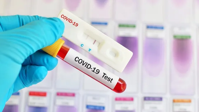 За добу в Україні – 9 721 новий випадок COVID-19, одужало 10 762 осіб