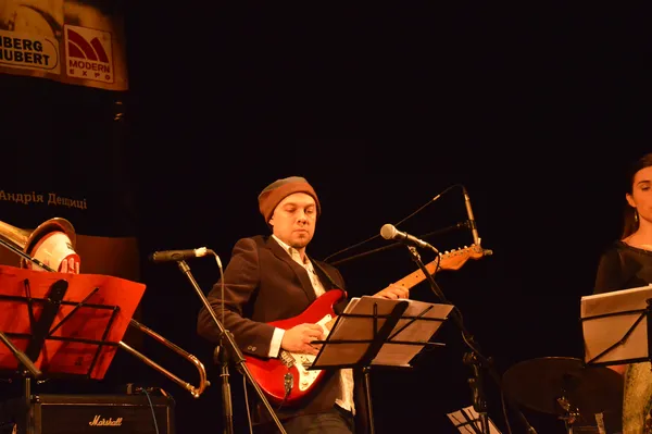 У Луцьку стартував фестиваль «JAZZ BEZ 2016»