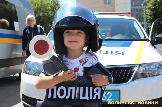 «2 секунди в телефоні – 28 метрів наосліп»: Супрун нагадала правила безпеки для водіїв
