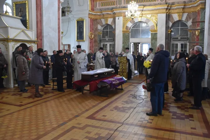 У Луцьку попрощались з Героєм Віталієм Назарчуком (фото)