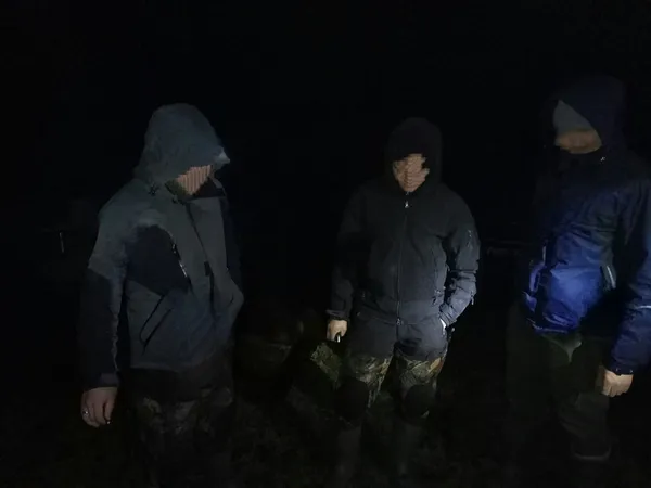 На Світязі зловили браконьєрів, які добували рідкісні водорості (фото)