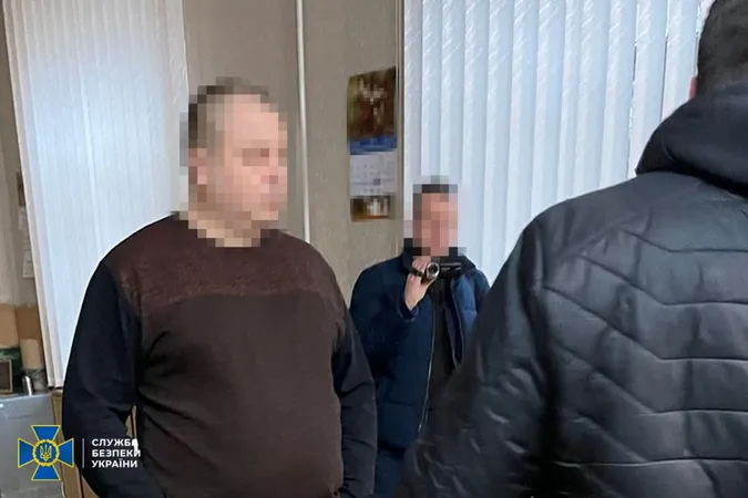 Посадовця з Міноборони підозрюють у розкраданні 1,5 млрд грн на закупівлі артснарядів (фото)