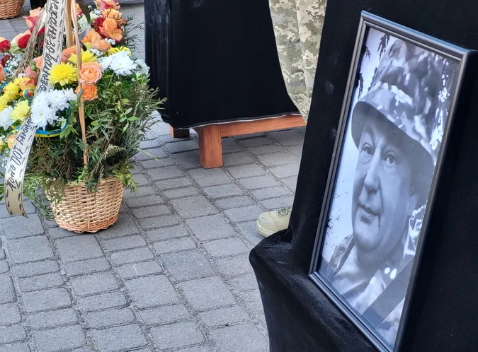 Не дожив декілька днів до дня народження: у Ковелі попрощалися із воїном Олександром Турчиком (фото)