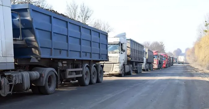 До 34 тисяч: Рада схвалила штрафи за перевантажені фури