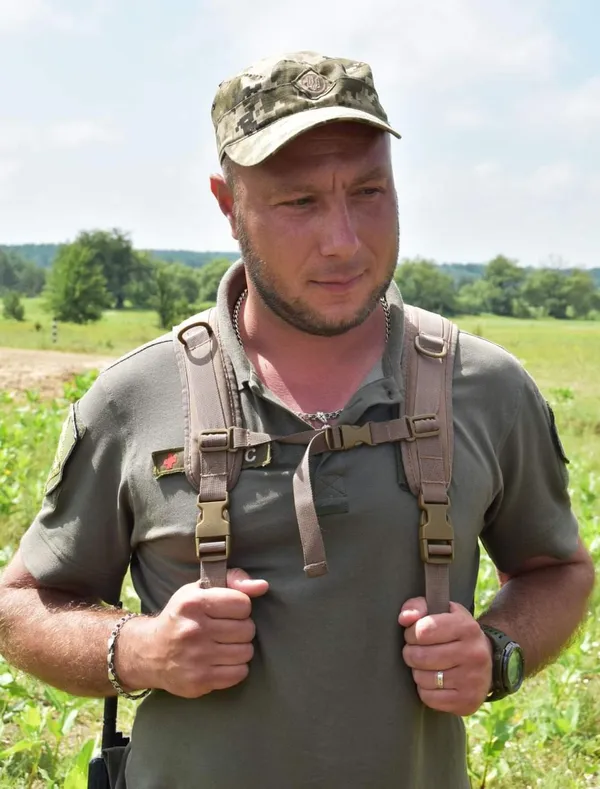 Більше місяця я воював у сні, я спав, жінка не спала, обіймала мене, – ветеран з Луцька Тарас Самчук (відео)