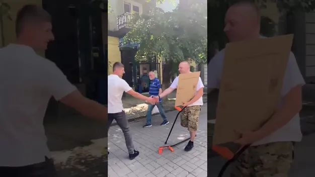 Не відвертай обличчя: у центрі Луцька – акція військових, які втратили кінцівки