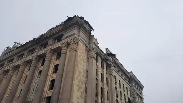 Харків в огні: ДСНС прозвітувала про жертви та руйнування (фото)