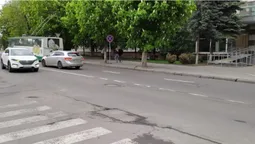 У Луцьку на Винниченка із суцільної лінії зробили переривчасту (фотофакт)
