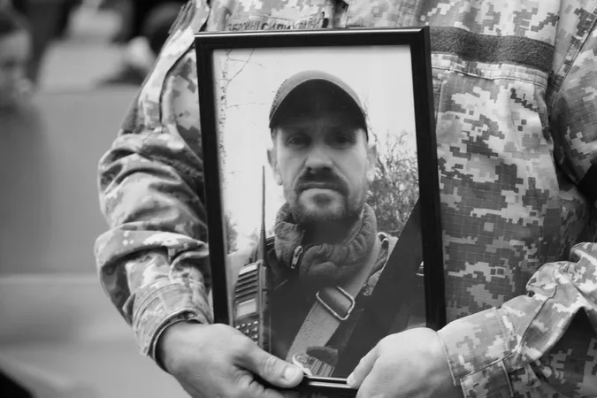 Був багатодітним батьком: на Волині попрощалися з воїном Сергієм Левчуком (фото)
