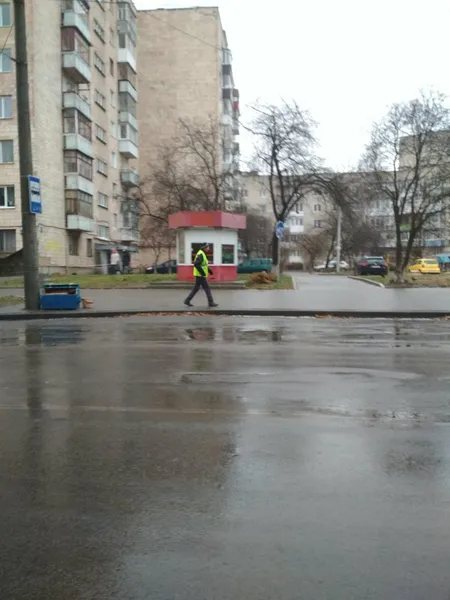 Як у Луцьку борються з ожеледицею (фото)