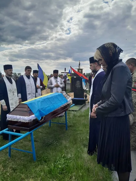Загинув під Бахмутом: у Луцькому районі попрощалися з воїном