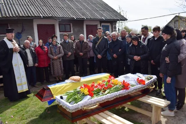 На Волині провели в останню путь загиблого гранатометника Гайка Хачатряна (фото)