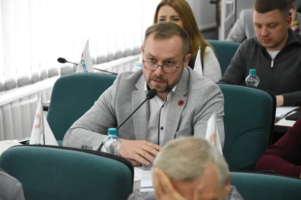 Михайло Наход