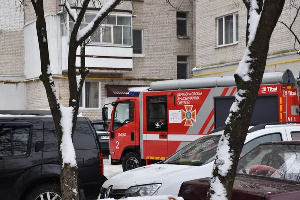 Не може проїхати пожежне авто: у Луцьку демонтували обмежувачі руху (фото)