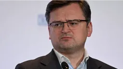 Голову МЗС Дмитра Кулебу покусав собака (фото)