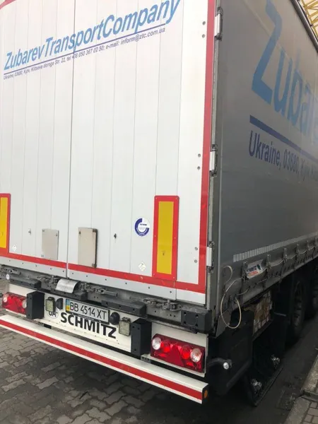 Українець хотів незаконно провезти через волинську митницю товару на півтори сотні тисяч (фото)