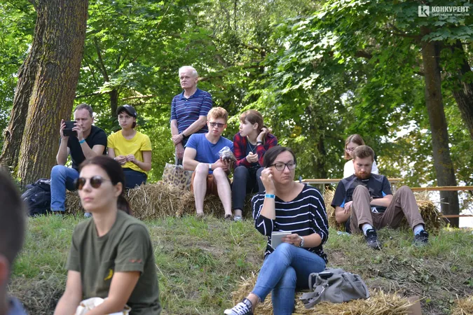 «Поліцейський налажав/допоміг»: головний патрульний Волині виступив на «Бандерштаті-2019»