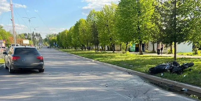 Не пропустив водій авто: у Ковелі в ДТП травмувався мотоцикліст (фото, відео)