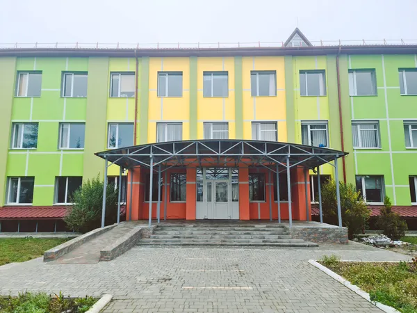 На Волині завершують ремонт одного із корпусів найбільшої сільської школи
