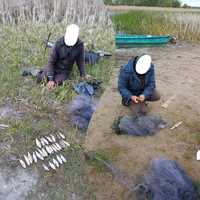 На Ковельщині спіймали на гарячому рибалок-браконьєрів