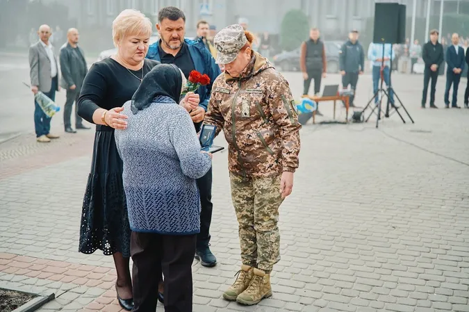 На Волині родинам трьох Героїв вручили посмертні нагороди захисників (фото)