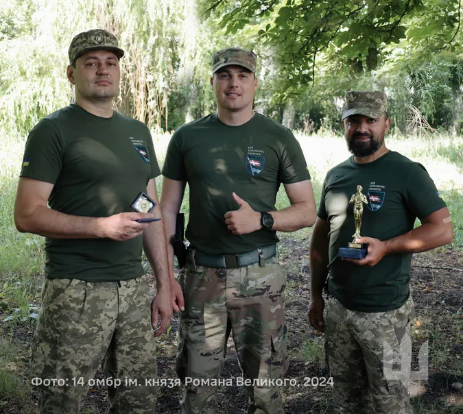 Бійцю 14 ОМБр вручили бригадний «Оскар» (фото)