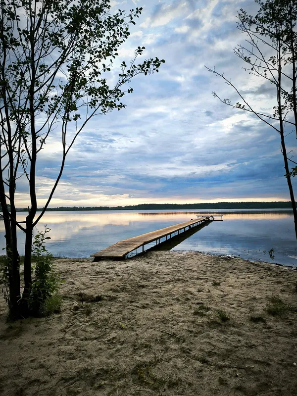 Де на Волині причаїлося мальовниче озеро казкової краси (фото)