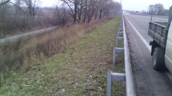 Міністр інфраструктури ініціює високі штрафи за сміття на узбіччі (фото) 