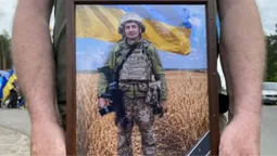 Назавжди 37: на Волині попрощалися з воїном Олегом Дерев'янчуком (фото)