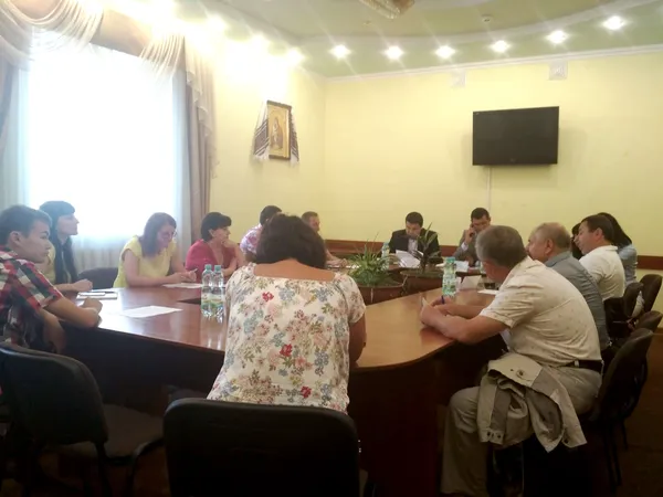 «Озвучка» в транспорті та пандуси: у Луцьку обговорили проблеми людей з інвалідністю
