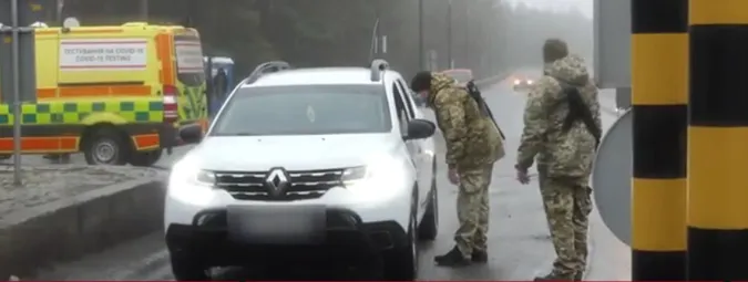 У МВС пропонують спосіб, як чоловікам легально виїхати за кордон під час війни