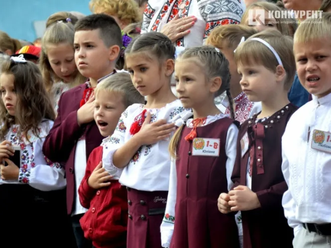 У Луцьку до школи підуть 3100 першачків
