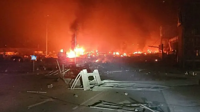 У Києві пролунало декілька вибухів, є загиблий (фото)