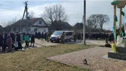 На Волині пропрощалися із захисником Валентином Наумчуком (фото, відео)