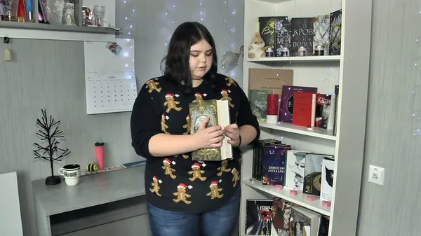 «Потрібно популяризувати українських початківців»: сестри з Волині створили літературний відеоподкаст (фото, відео)