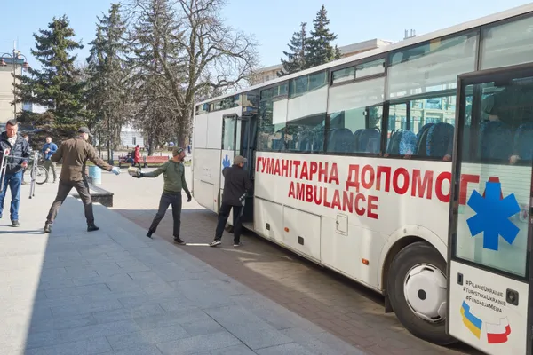 Поляки подарували Луцькій громаді автобус-лабораторію (фото, відео)