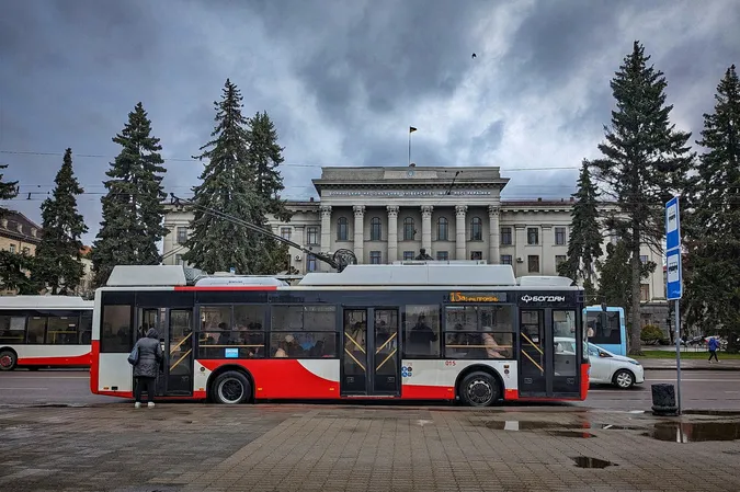 Хто безкоштовно їздитиме у маршрутках Луцька у 2025 році