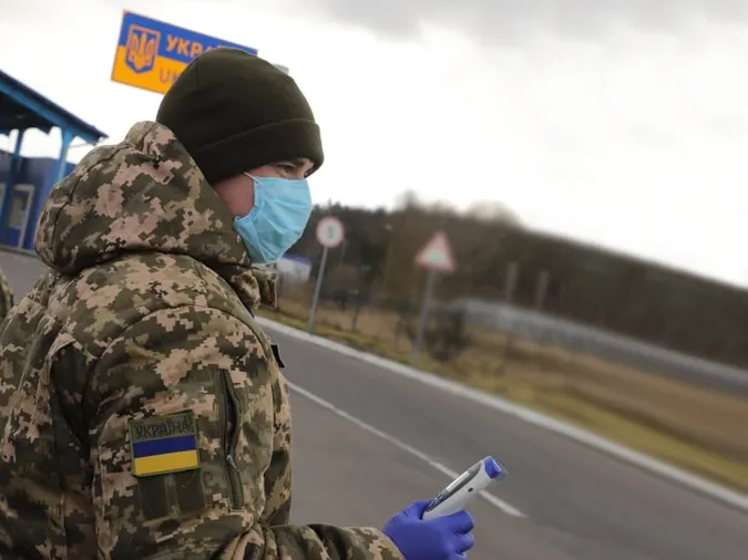 «Рава-Руська» та «Краковець»: волинських перевізників просять обирати менш завантажені пункти пропуску