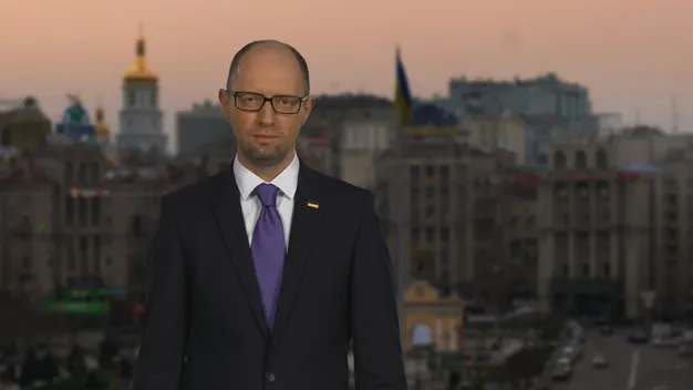 Яценюк пішов у відставку