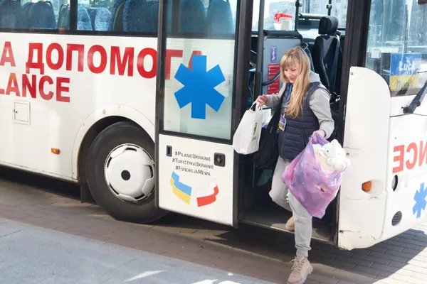 Поляки подарували Луцькій громаді автобус-лабораторію (фото, відео)